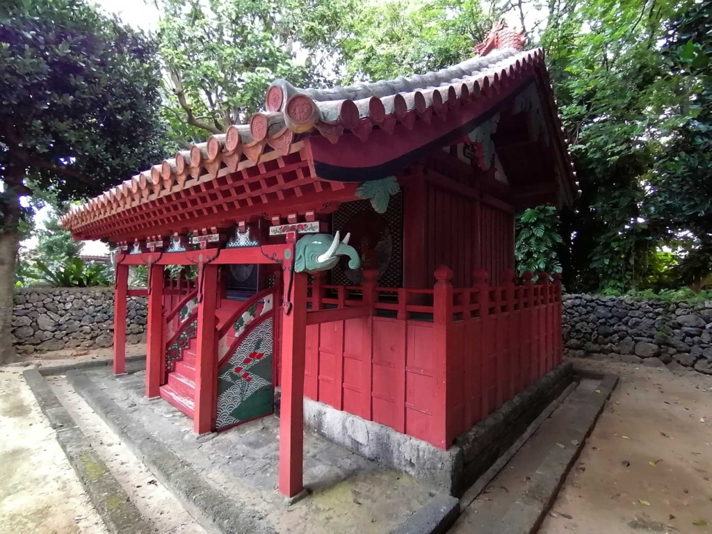 桃林寺／権現堂神殿