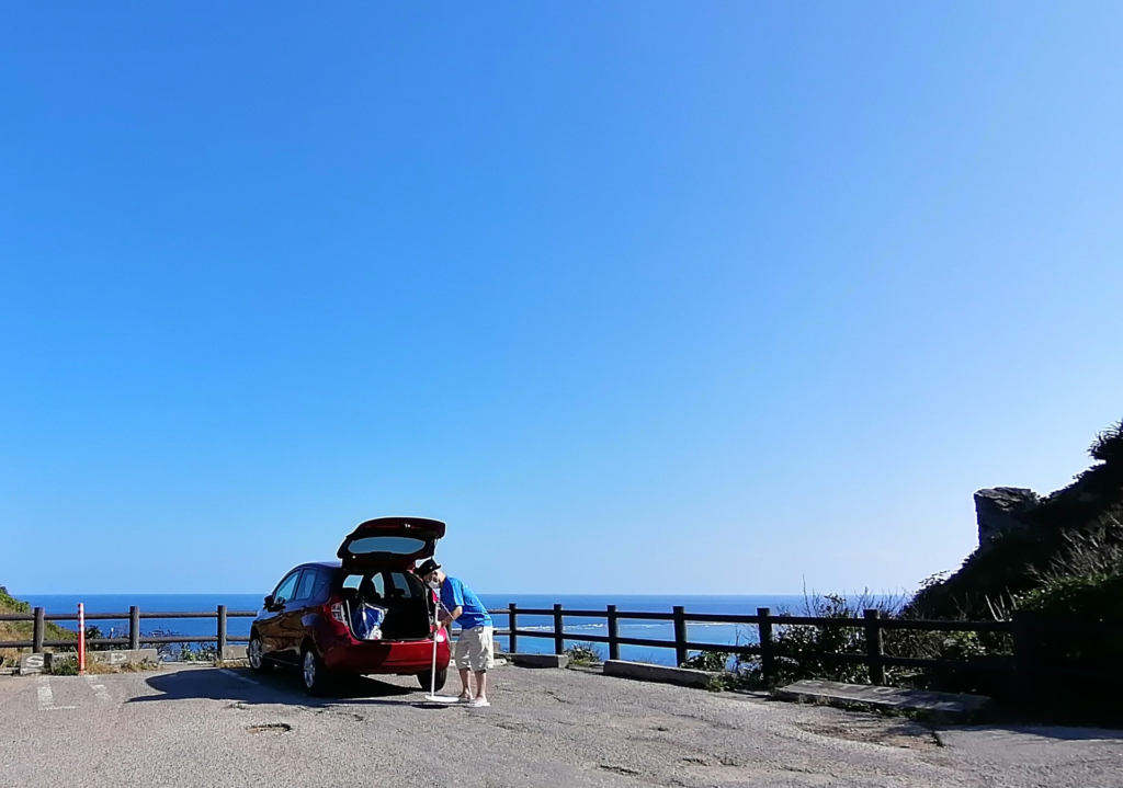 石垣島平久保埼灯台駐車場風景