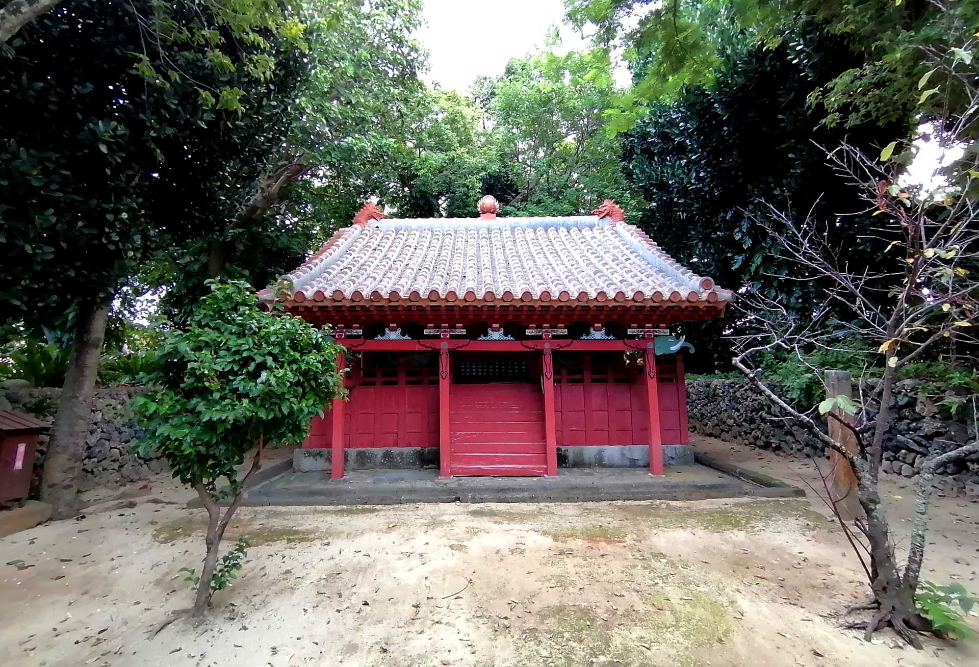 桃林寺/権現堂神殿