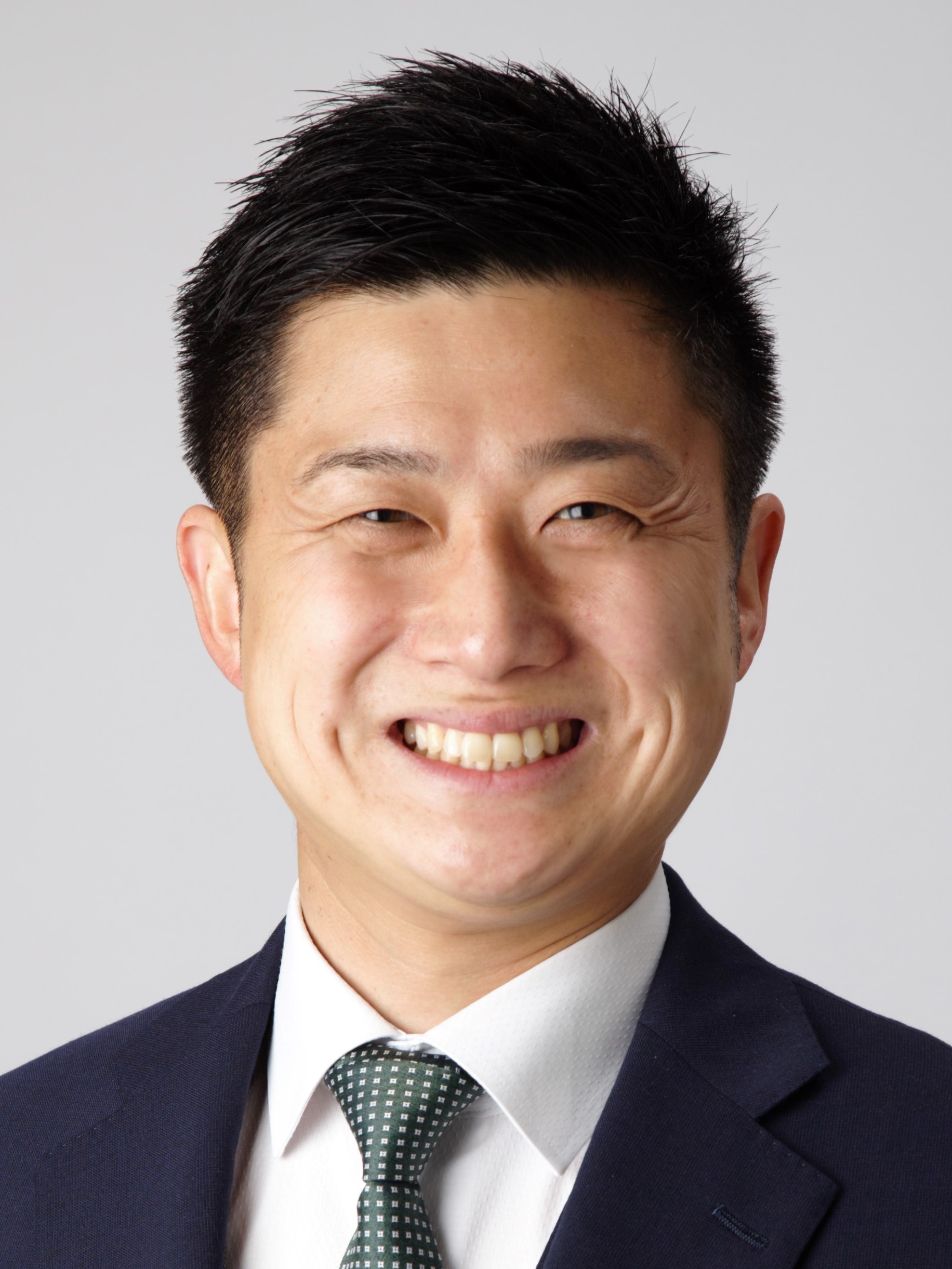 村上しょうへい