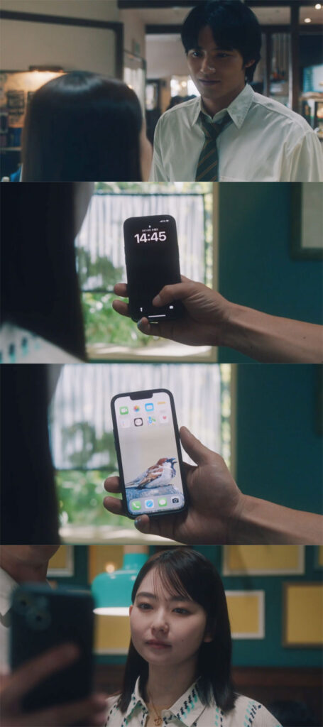 折田のスマホのロックが水町の顔認証で開いてしまった瞬間