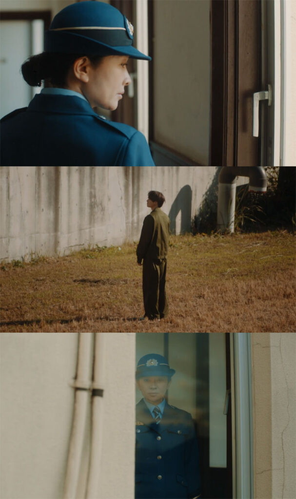 運動場の日下怜治の姿を見つめる冬木こずえ